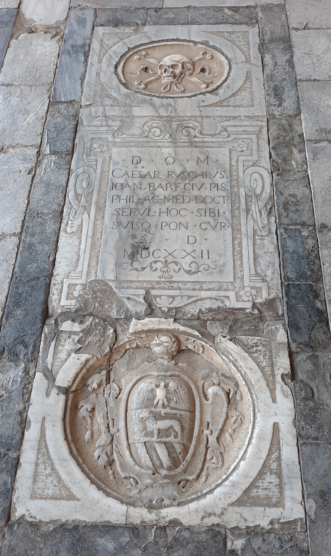 Cesare Ruschi's tombstone, Campo Santo, Pisa - 01.jpg